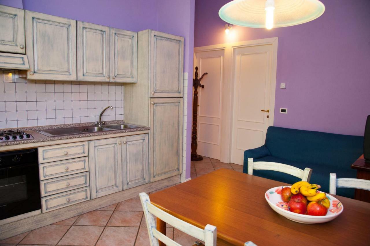 Residence Tourist Лука Екстериор снимка