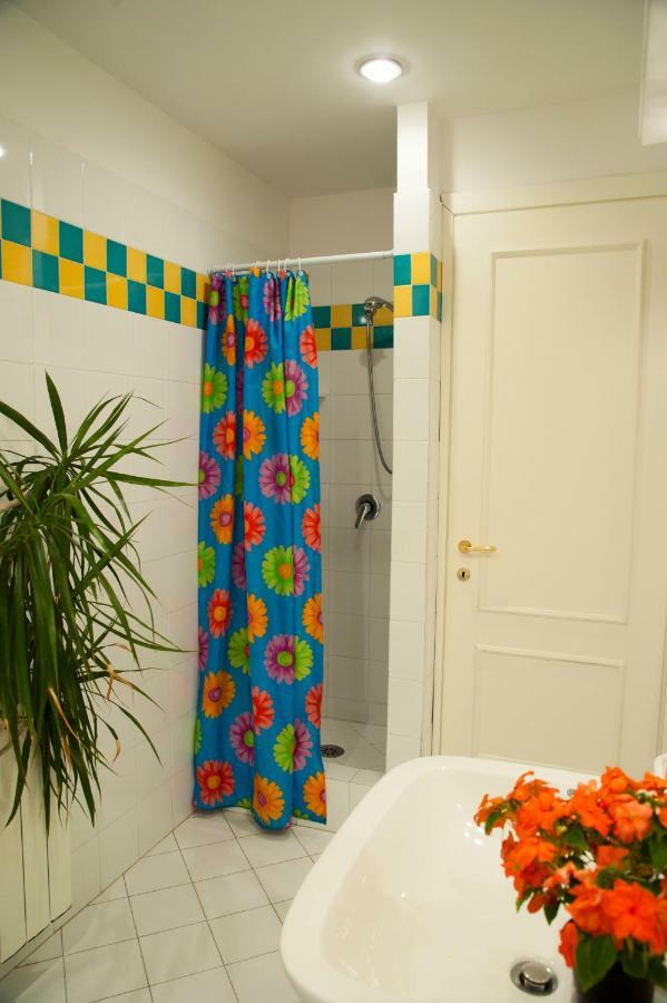 Residence Tourist Лука Екстериор снимка
